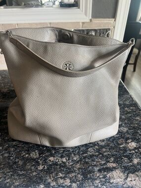 Tory Burch Pebbled Leather Shoulder Bag in Taupe